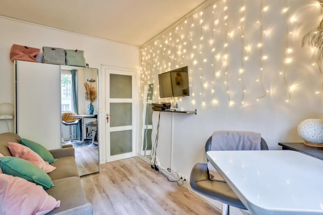 Appartement Petit Cocon Parisien Situé Dans Le 18ème Arr Paris